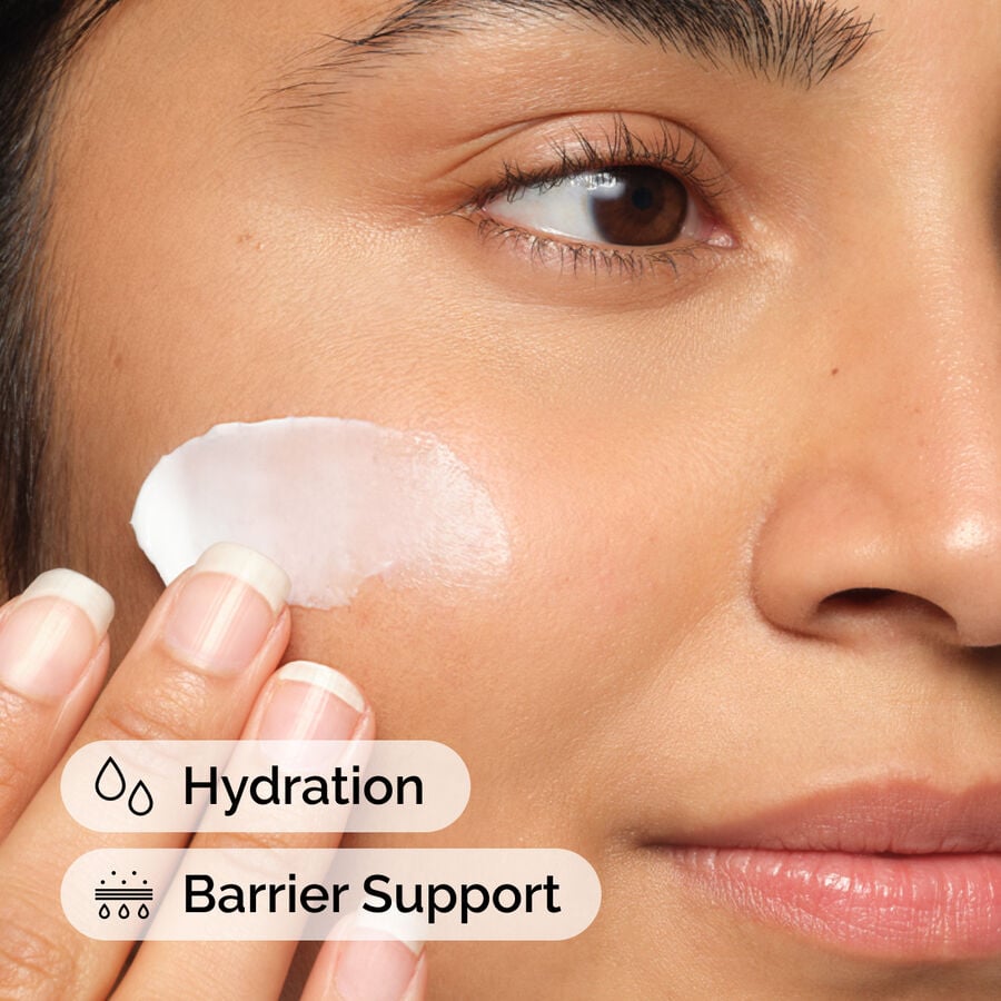 natural-moisturizing-factors-ha-q5 ord-natural-moisturizing-factors-ha-model-application-with-benefits.jpg